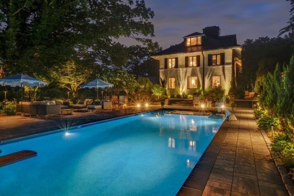 airbnb and vacation rental